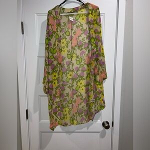 Honey‎ Punch Floral Sheer Kimono